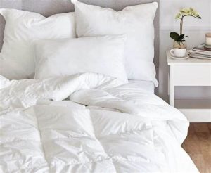 How to Clean a Duvet : Expert Tips for a Spotless Bedding插图