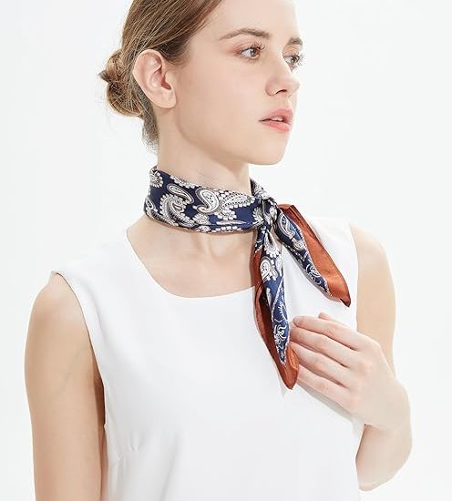 Neckerchief: Elevating Style with a Fashionable Accessory缩略图