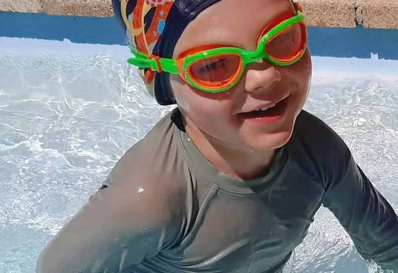 swimming cap