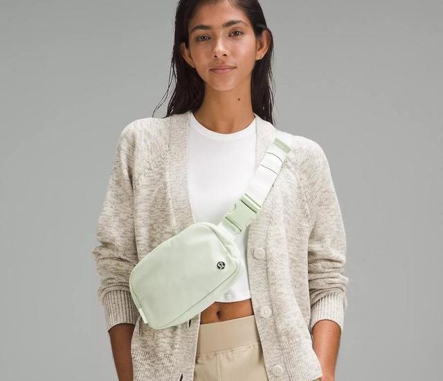 lululemon belt bag