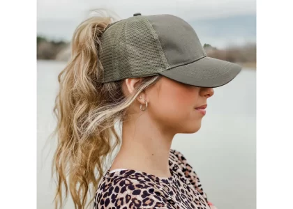 how to wear a baseball cap with a ponytail